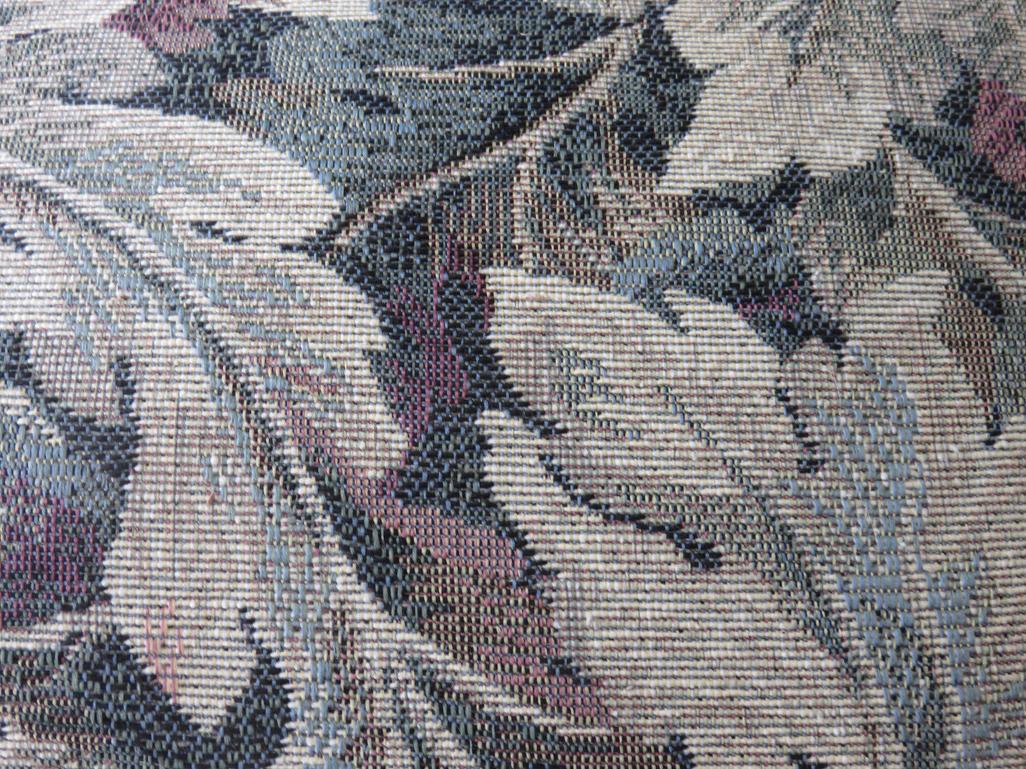 Acanthus Leaf Tapestry Pillow Cover, 11x17 Lumbar, Green and Cream, Vintage look