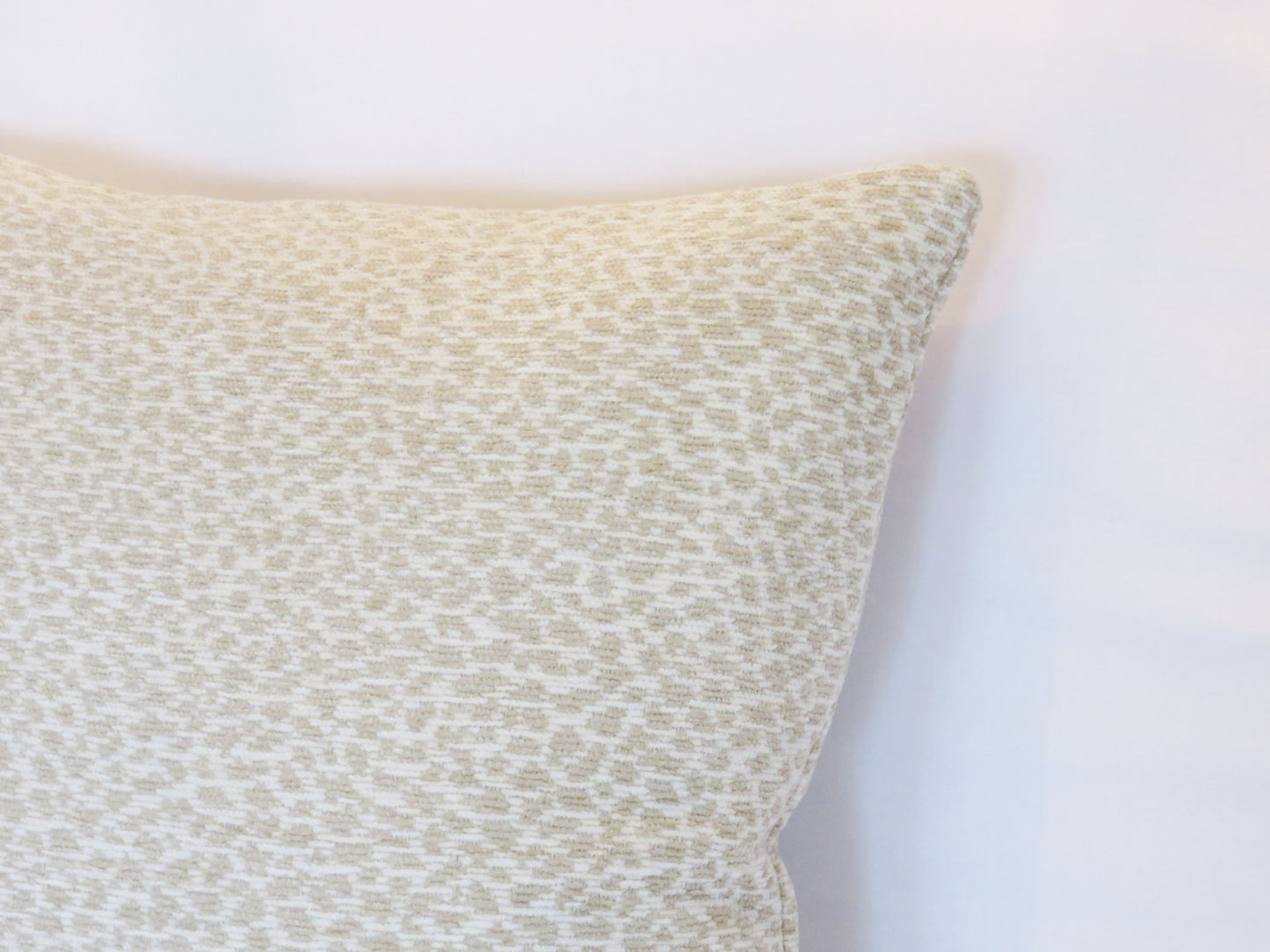 Cream colored leopard cheniile pattern pillow cover